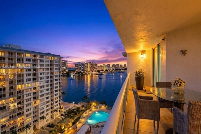 Foto del edificio - 1881 79th Street Causeway