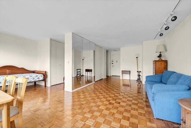 Foto del edificio - 555 Kappock St