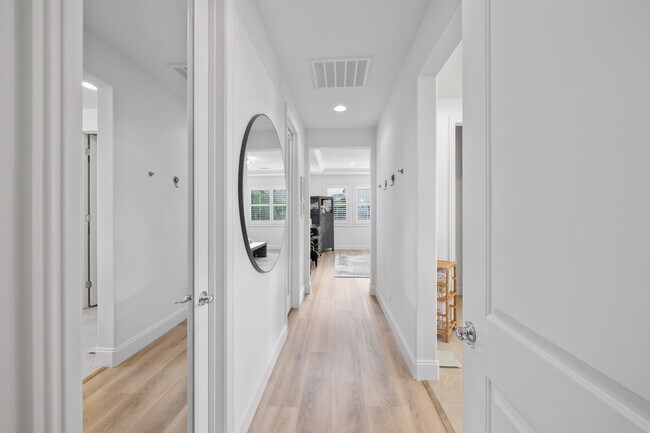 Foto del edificio - 2625 Wadsworth St