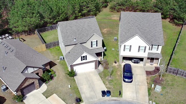 Foto del edificio - Doss Ferry Community in Kimberly Al  2 story house built 2017, 3 Bedroom, 2.5 bathroom house with...