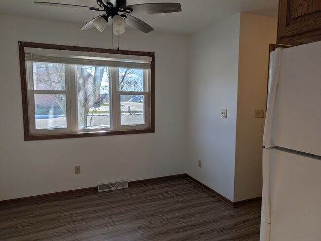 Kitchen/Dining - N58W23824 Hastings Ct