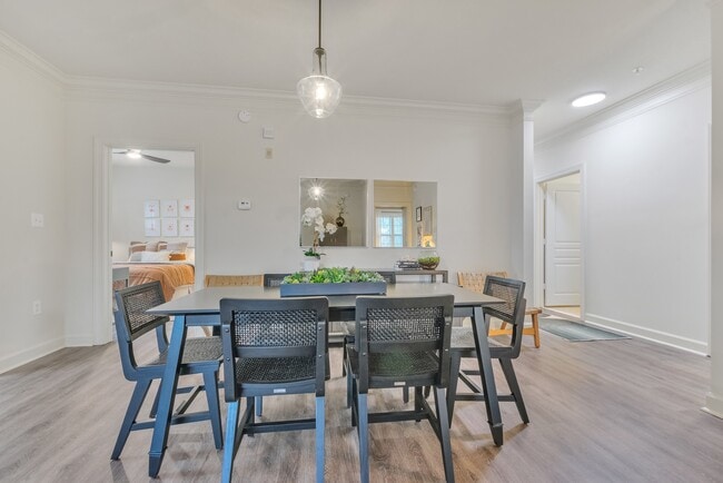 Building Photo - Bell Rock Springs