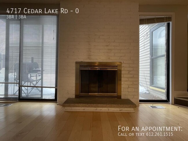 Foto del edificio - 4717 Cedar Lake Rd