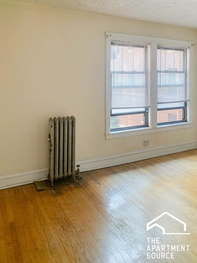 Photo - 516 W Cornelia Ave Apartment