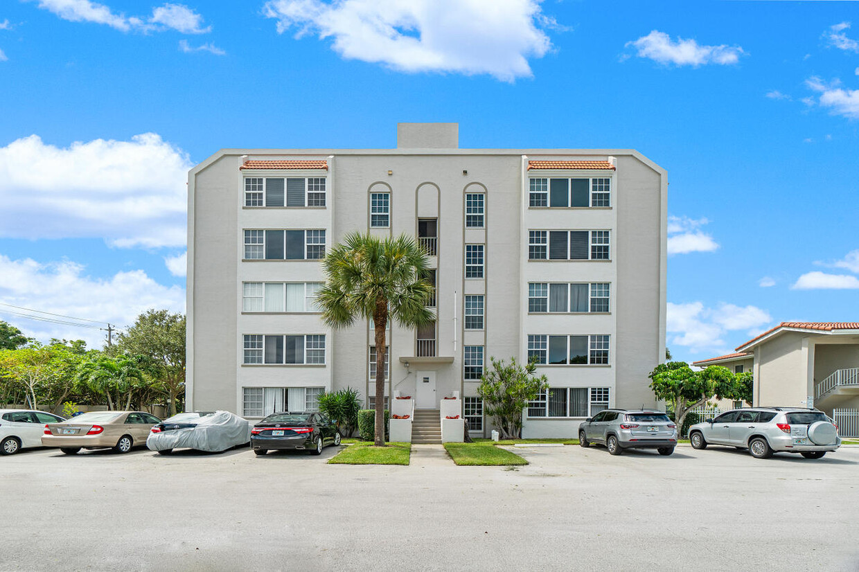 Foto principal - 250 NE 20th St