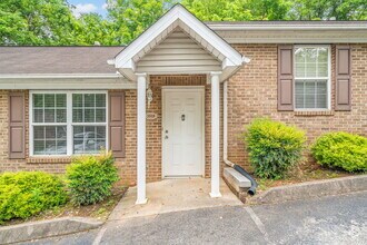 Building Photo - 3518 Acorn Woods Way,