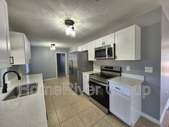 Building Photo - 1449 SE Barker Ln