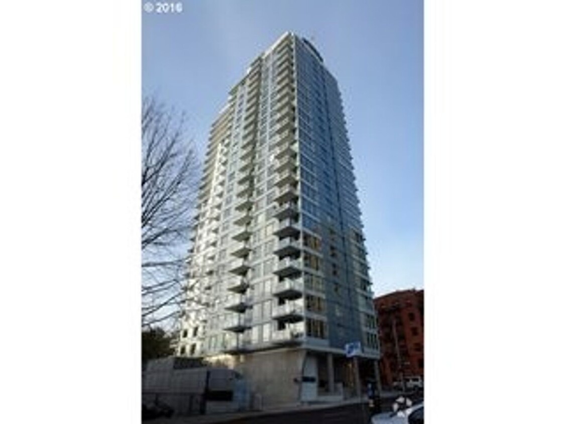 Foto principal - Benson Tower Condo in the Heart of Downtow...