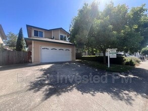 Building Photo - 674 Claudius Way