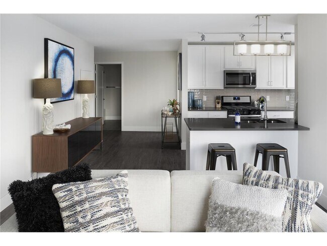 Foto del edificio - 212 10th Ave S