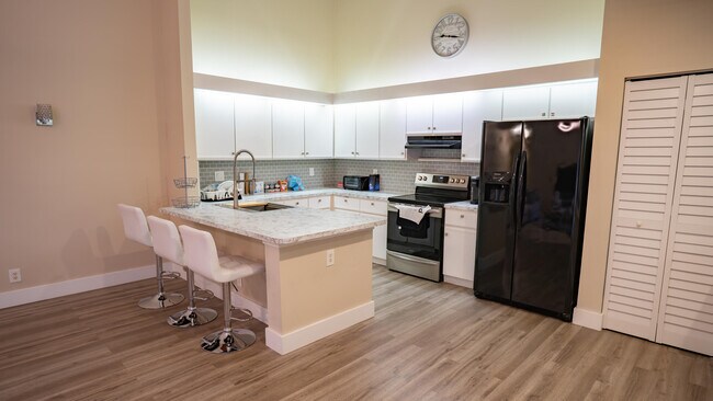 Foto del edificio - 8844 Marge Ct