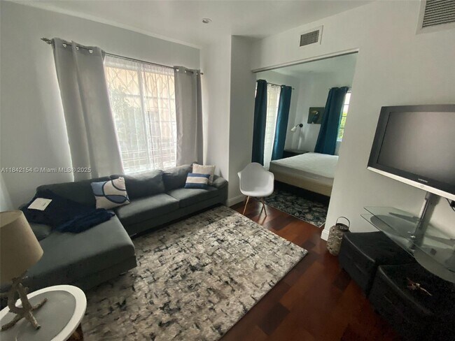 Foto del edificio - 526 15th St