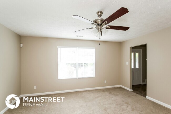 Foto del edificio - 640 Windchase Pl