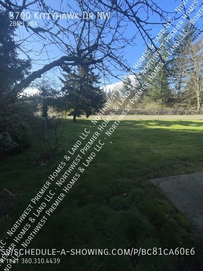 Building Photo - 3700 Kittyhawk Dr NW