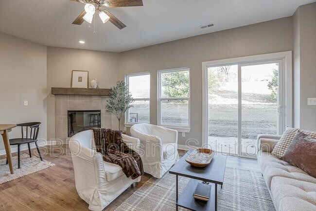 Foto del edificio - 2909 S Harvard Ave C