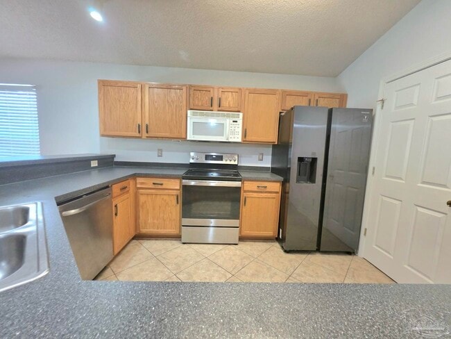 Foto del edificio - 1059 Simpson St