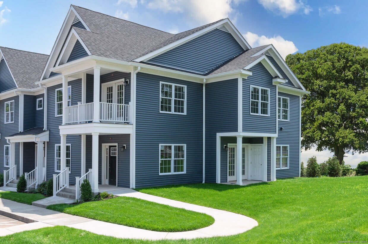 Foto principal - 138 Highland Ave