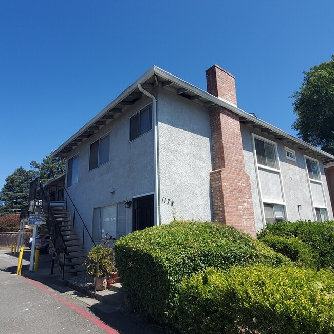 Front of building - 1178 Francisco Ave