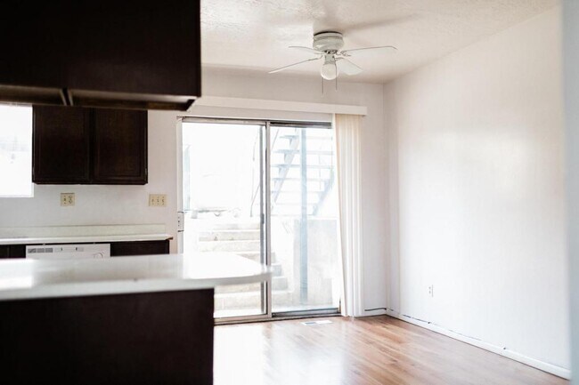 Building Photo - 7273 S Halelani Dr