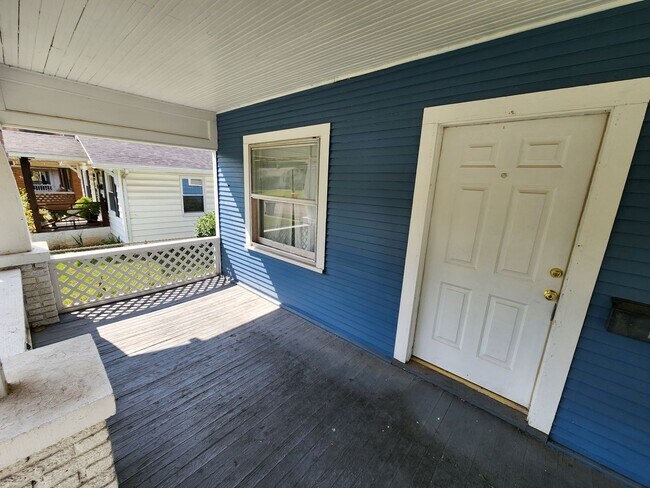 Foto del edificio - !! Spacious 2-Bedroom, 1-Bathroom Home AVA...