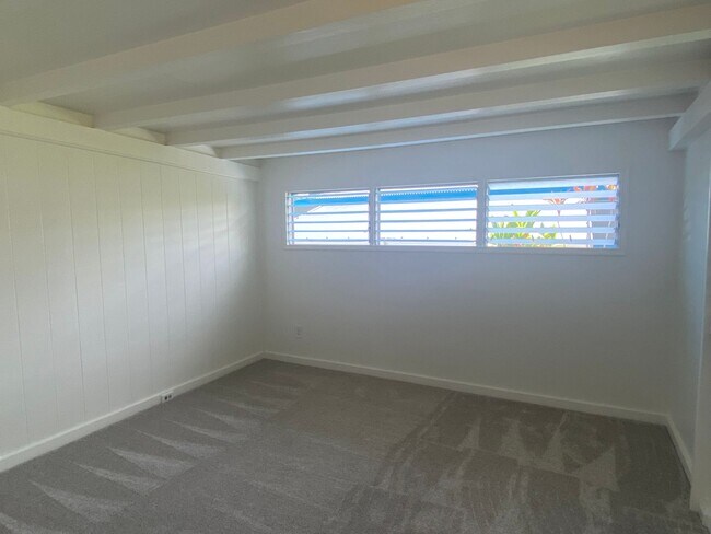 Building Photo - Hualalai Subdivision- Hilo Town
