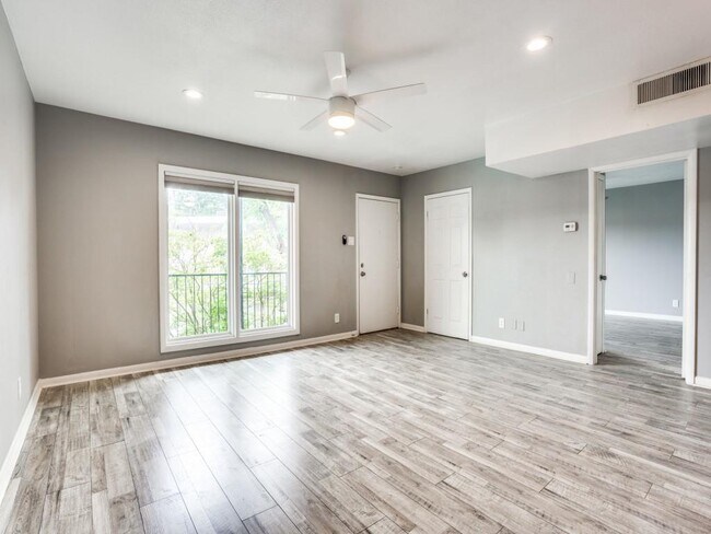Foto del edificio - 3810 Inwood Rd
