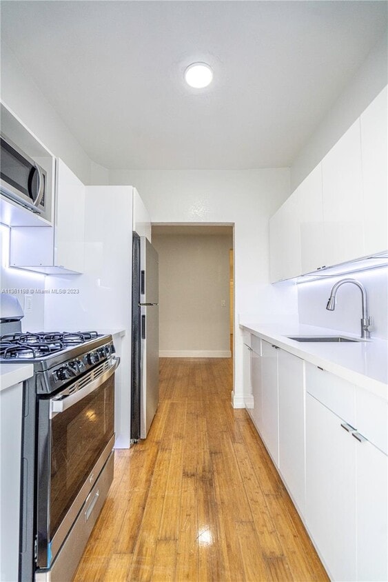 Foto principal - 7315 Carlyle Ave