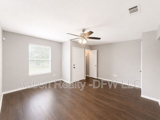 Photo - 509 S Beverly Street Apartment