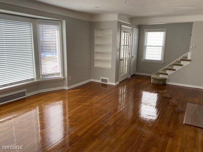 Foto del edificio - 3 br, 1.5 bath House - 4393 Groveland Rd
