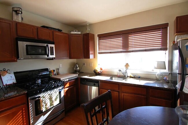 Photo - 204 Sumac St Apartment