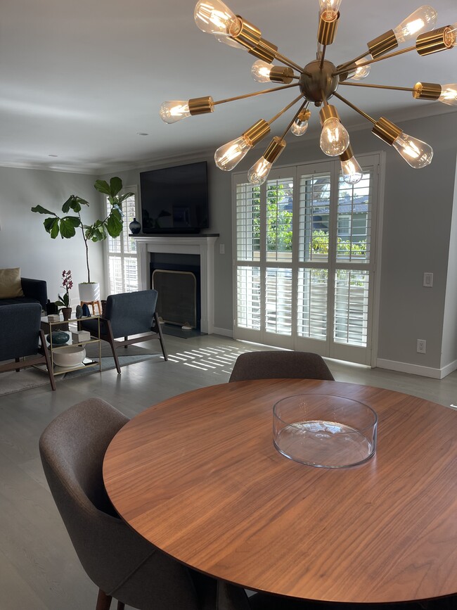 Dinning area - 8960 Cynthia St