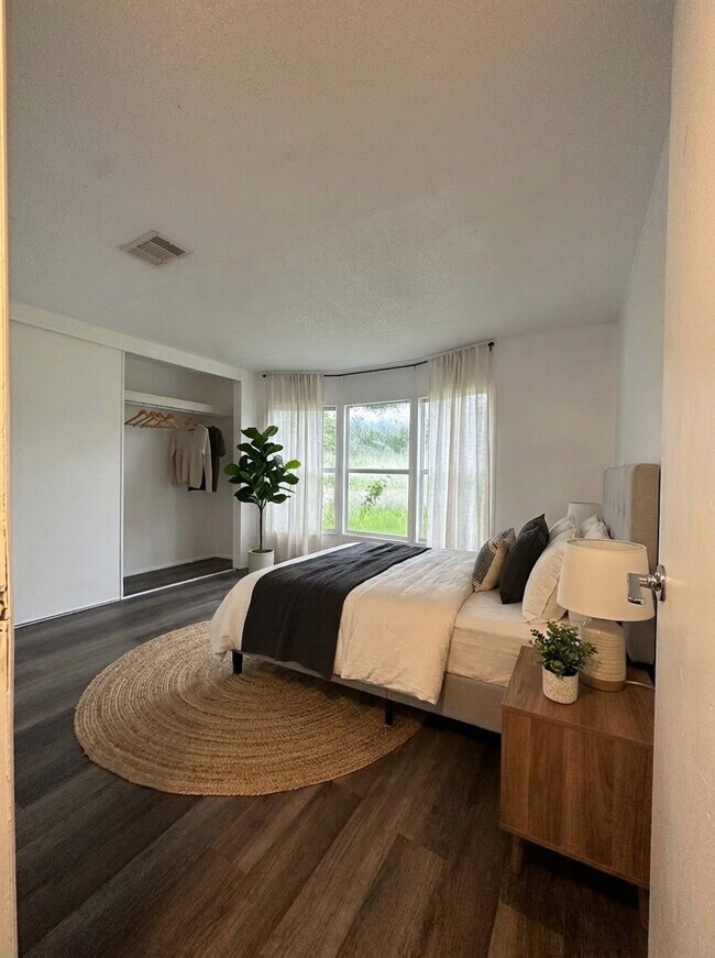 Foto del edificio - 4823 NW 27th St