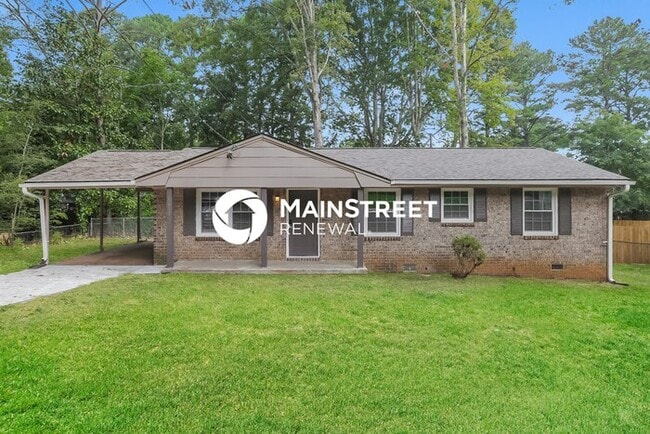 3 Bedroom Pet-Friendly Home in CONLEY, GA with Main Street Renewal - 3 Bedroom Pet-Friendly Home in CONLEY, GA with Main Street Renewal