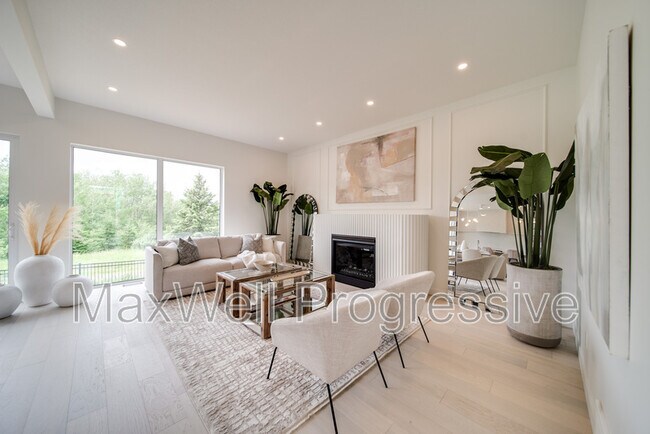 Photo du bâtiment - 6090 Crawford Dr SW