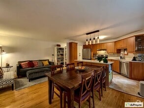Building Photo - 3615 Av Ridgewood