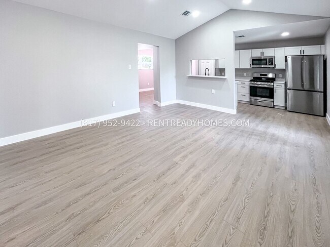 Foto del edificio - 12707 Murr Way