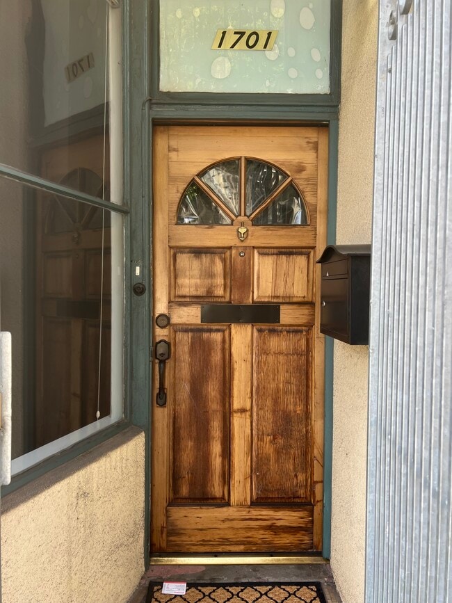 Front door on Hyde St. Separate entrance for main floor bedroom - 1701 Hyde St