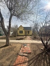 Building Photo - 2028 7th Ave