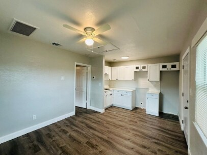 Foto del edificio - 1610 12th Ave S