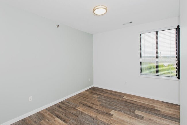 Interior Photo - River Rock Apartments