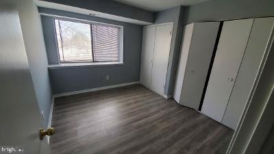 Building Photo - 11050 Camfield Ct