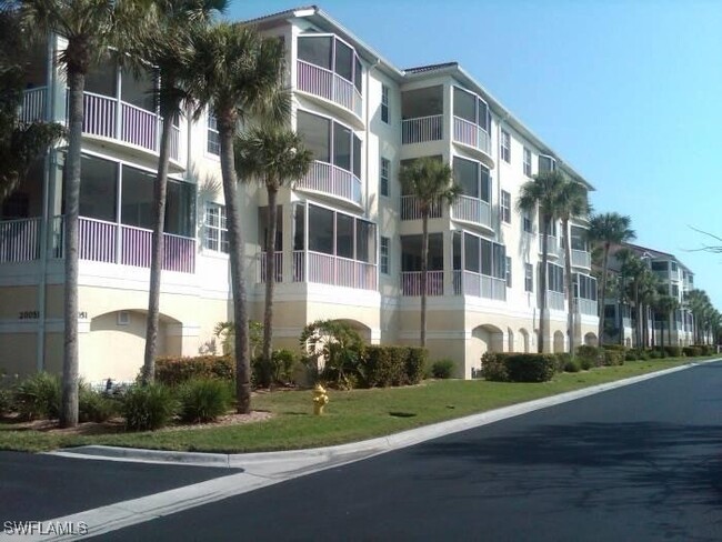 Building Photo - 20051 Sanibel View Cir