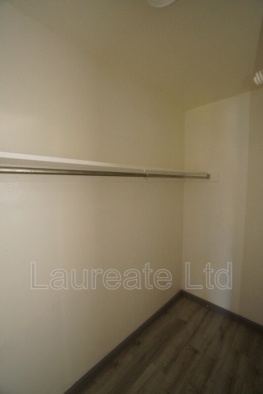 Foto del edificio - 9499 W 56th Pl