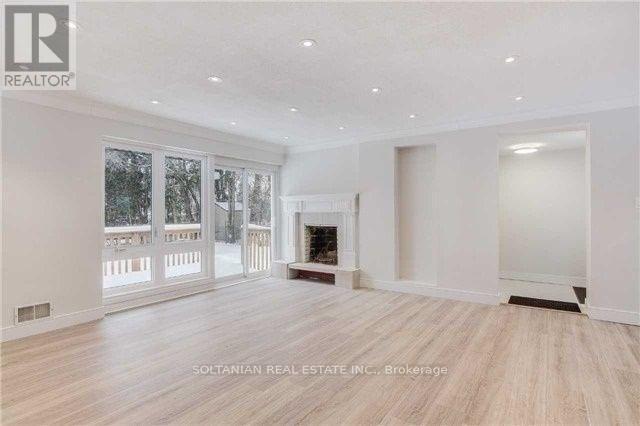 Building Photo - 44 Tremont Crescent