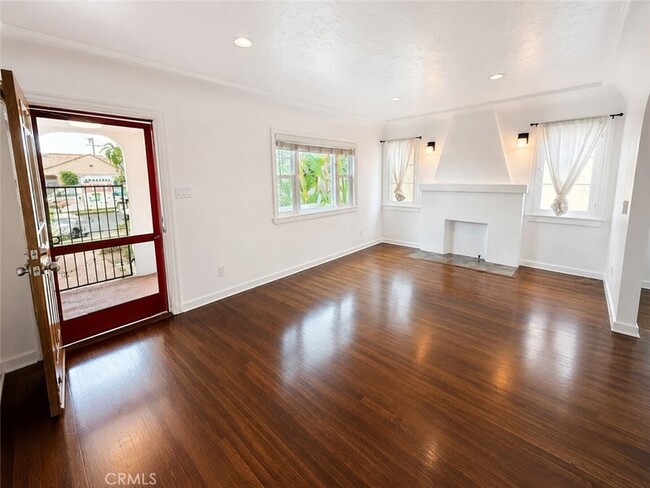 Building Photo - 1809 E 65th St