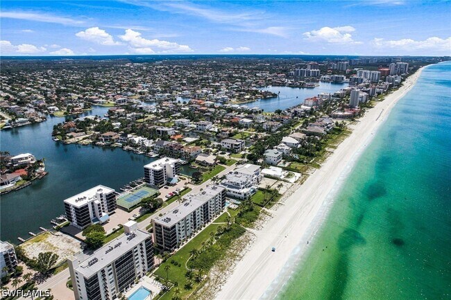 Foto del edificio - 10420 Gulf Shore Dr