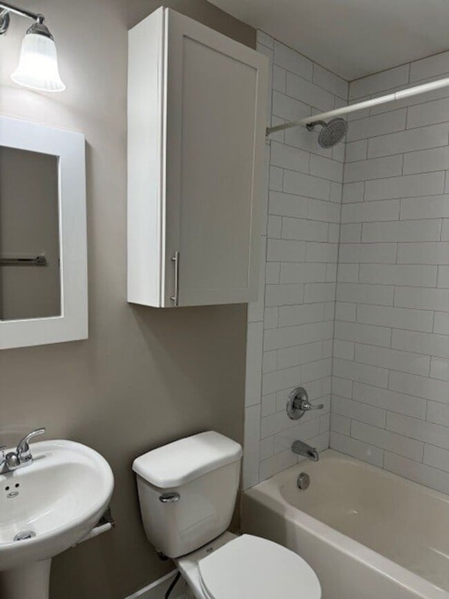 Photo - 524 26th Ave N Apartment