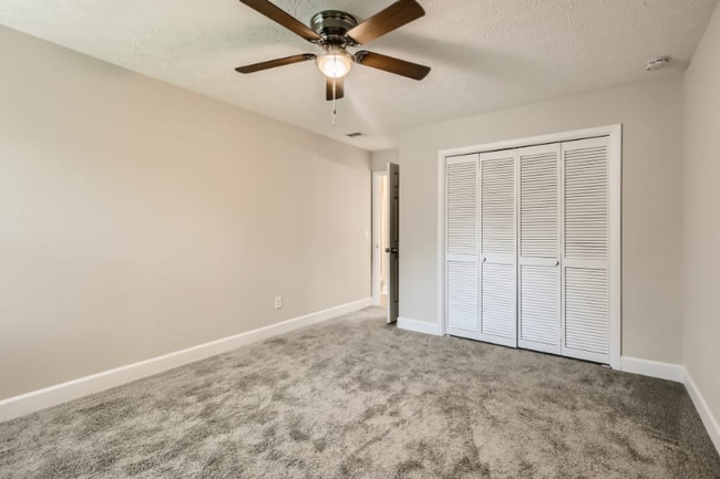 Building Photo - 11092 Mandarin Station Dr E