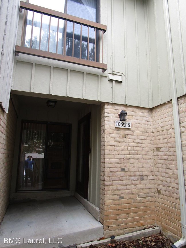 Building Photo - 10956 Trotting Ridge Way
