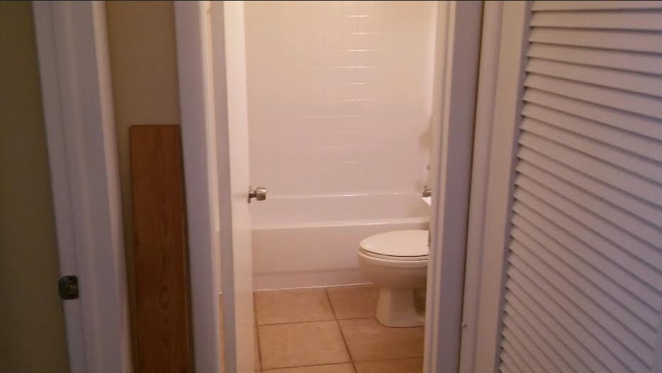 Foto del edificio - 850-880 SW 6th Ct